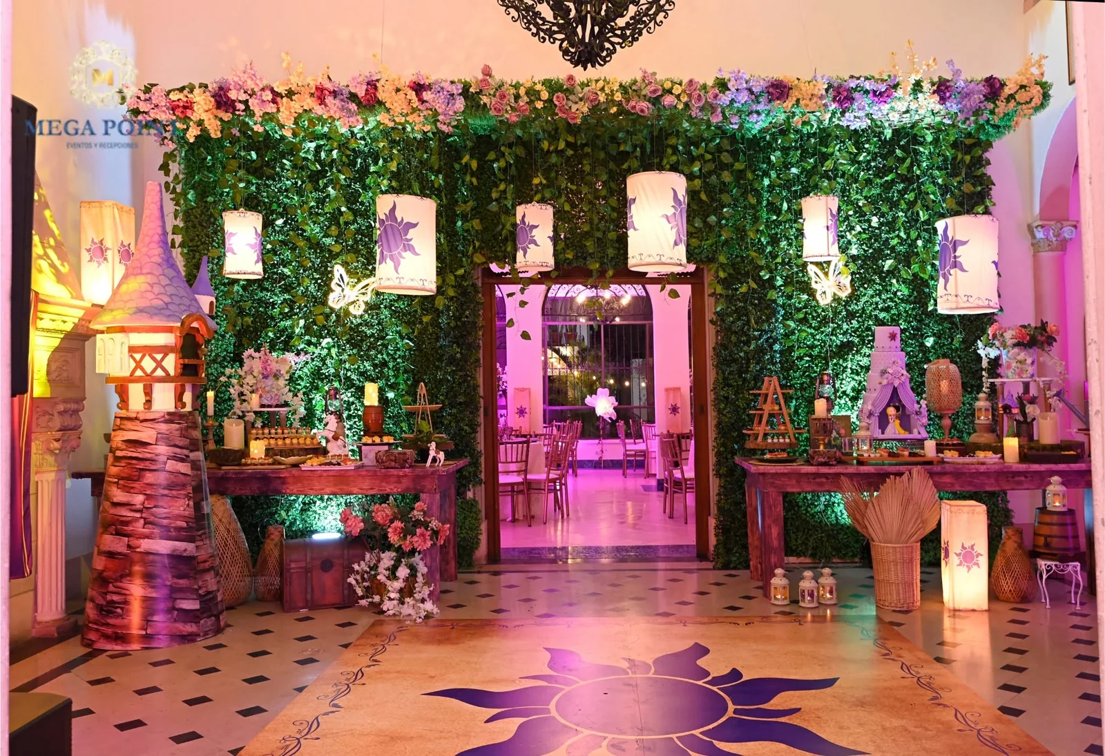 Entorno campestre al aire libre y jardín lounge de la sede CALLAO — MEGA POINT